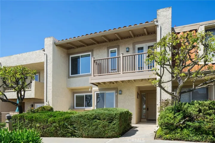 21 Hilltop Circle, Rancho Palos Verdes, California 90275
