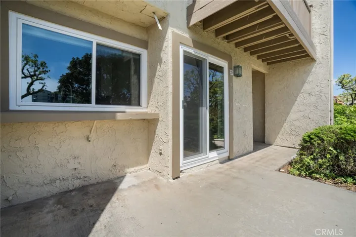 21 Hilltop Circle, Rancho Palos Verdes, California 90275