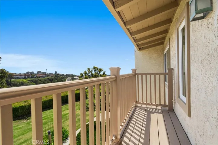 21 Hilltop Circle, Rancho Palos Verdes, California 90275