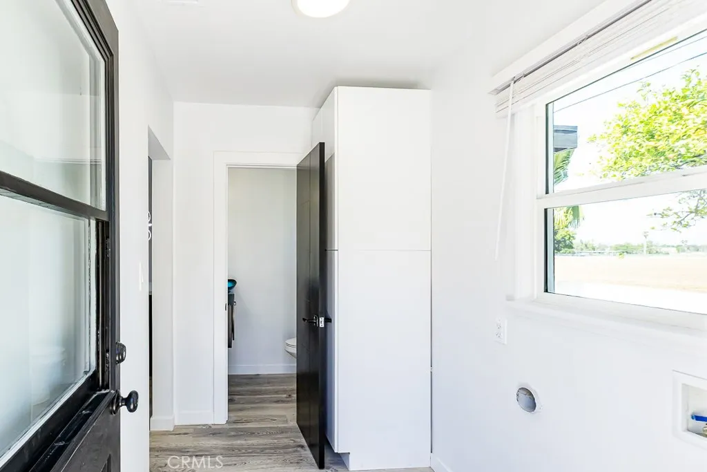 6160 Shoshone Avenue, Encino, California 91316 home-pic-24