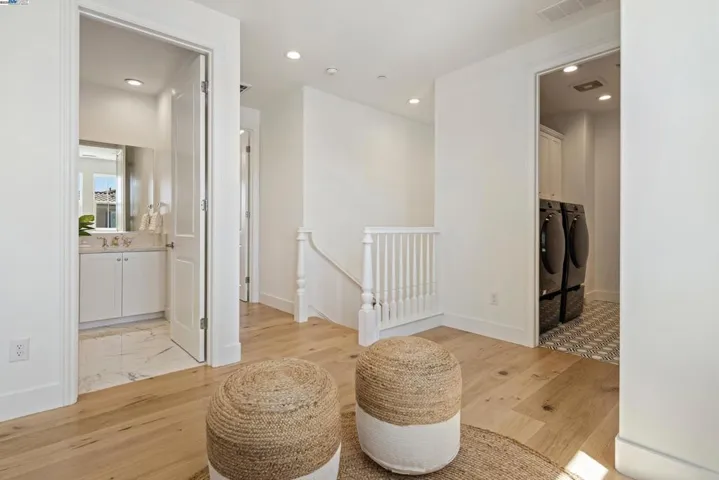 20857 W Acorn Circle, None, California 91326