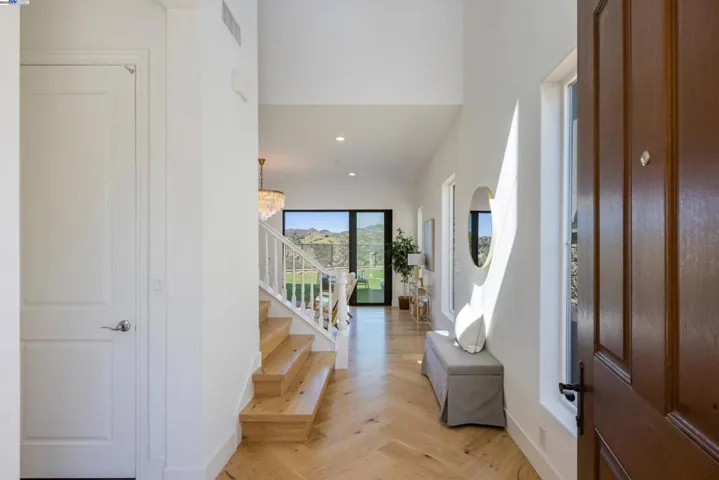 20857 W Acorn Circle, None, California 91326