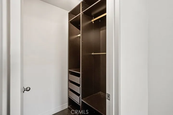 Walk-in closet