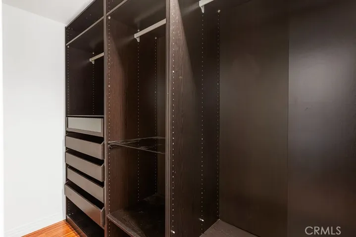Walk-in Master bathroom