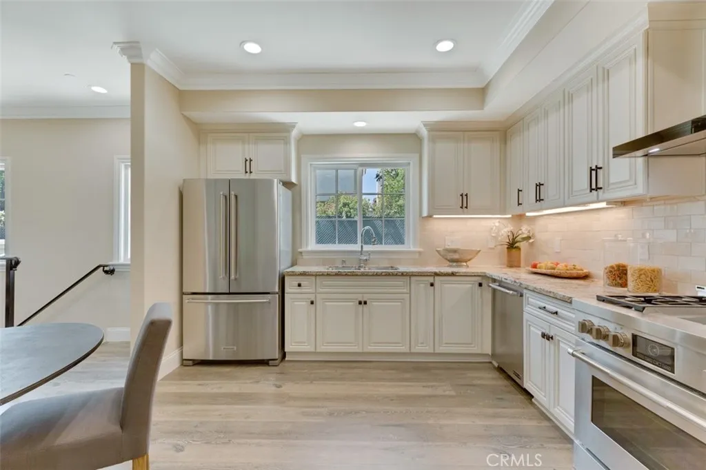 415 California Street D, Arcadia, California 91006 home-pic-21