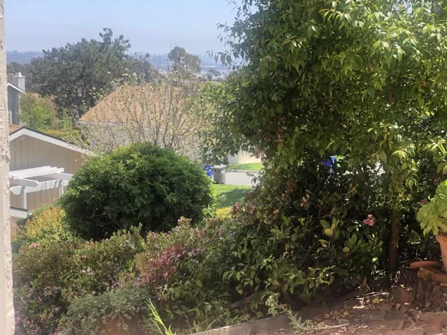 2025 Caminito San Nicholas, La Jolla, California 92037