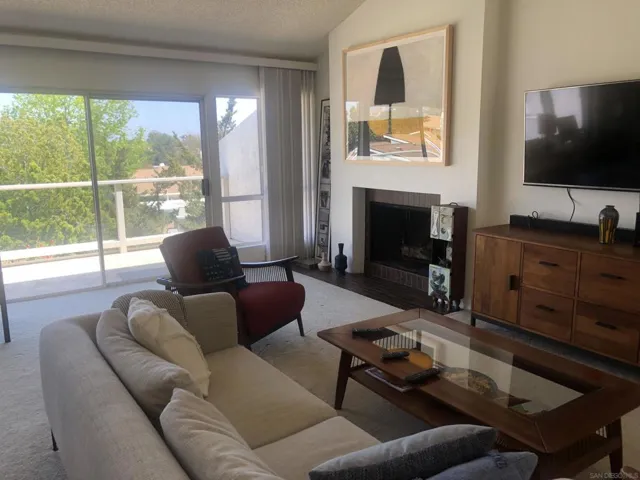2025 Caminito San Nicholas, La Jolla, California 92037