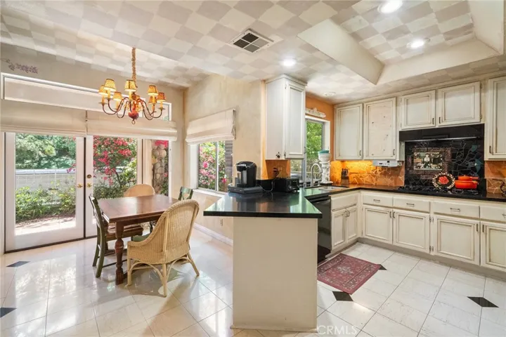 Eating area off the kitchen.