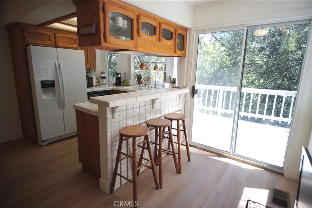 319 Dorn Drive, Crestline, California 92325 home-pic-9