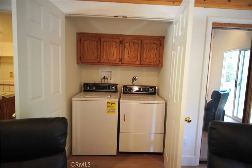 319 Dorn Drive, Crestline, California 92325 home-pic-18
