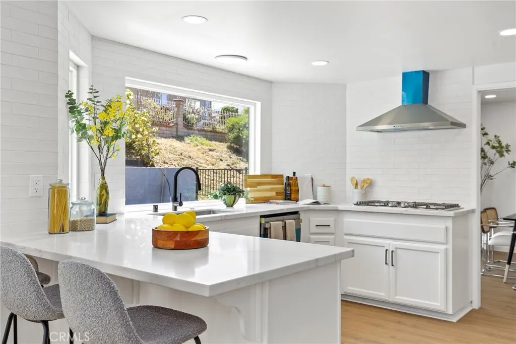 11338 Ridgegate Drive, Whittier, California 90601 home-pic-8