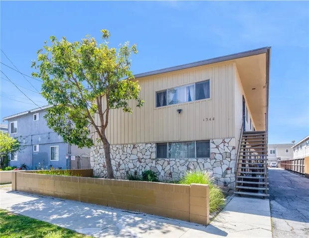 1344 W 225th Street, Torrance, California 90501