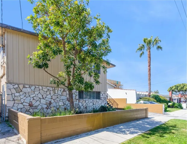 1344 W 225th Street, Torrance, California 90501