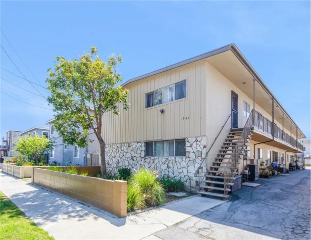 1344 W 225th Street, Torrance, California 90501