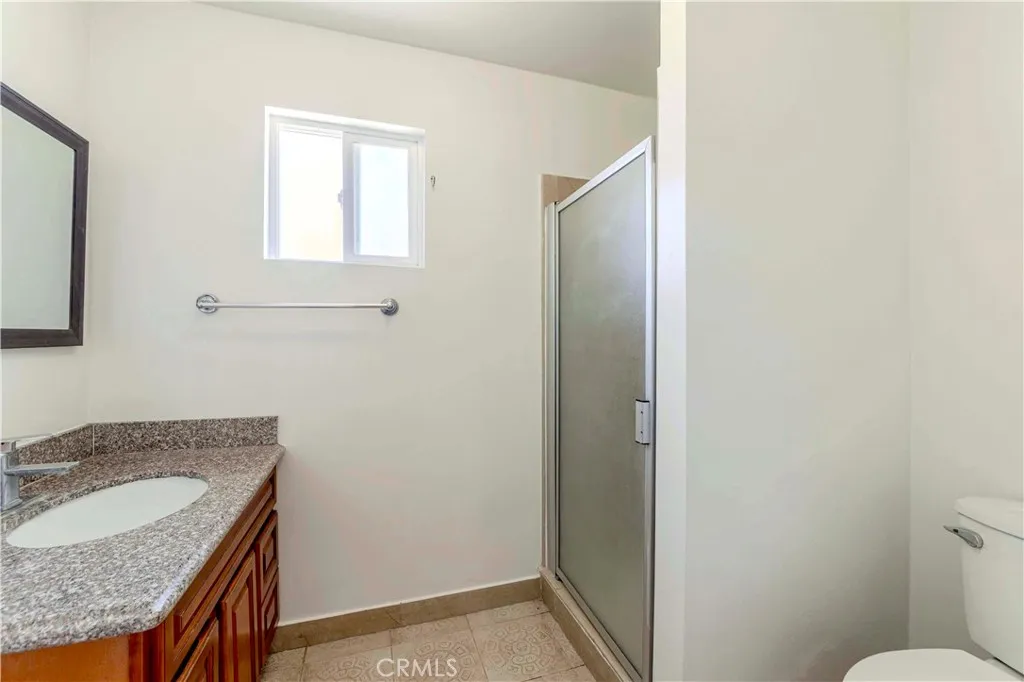 1720 W 25th Street, Los Angeles, California 90018 home-pic-24