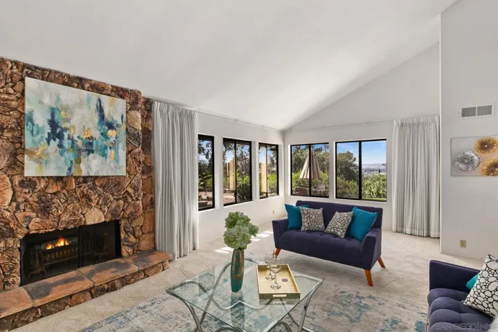 1586 Kimberly Woods Dr, El Cajon, California 92020