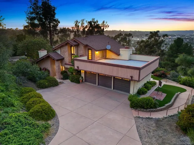 1586 Kimberly Woods Dr, El Cajon, California 92020