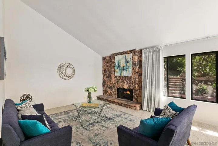 1586 Kimberly Woods Dr, El Cajon, California 92020