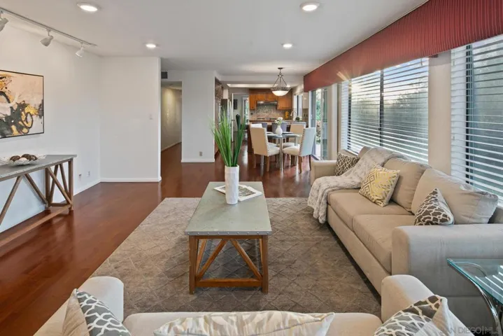 1586 Kimberly Woods Dr, El Cajon, California 92020
