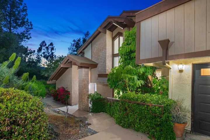 1586 Kimberly Woods Dr, El Cajon, California 92020