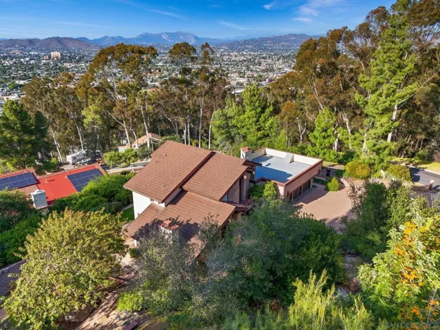 1586 Kimberly Woods Dr, El Cajon, California 92020