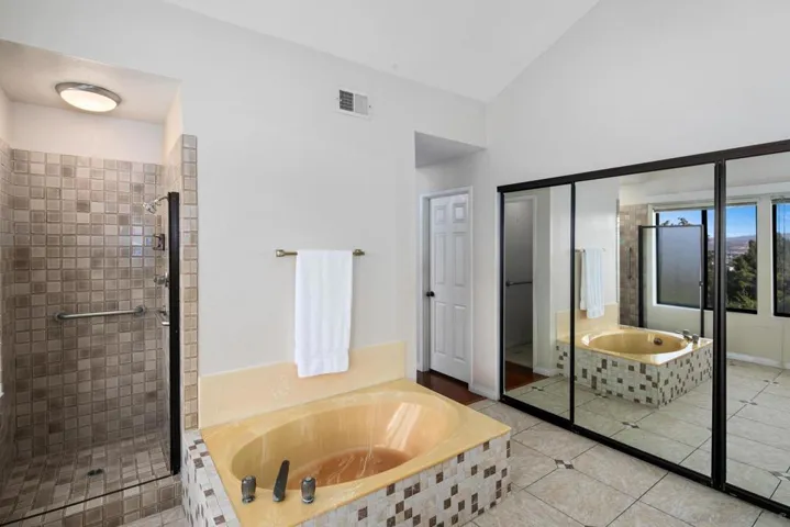 1586 Kimberly Woods Dr, El Cajon, California 92020
