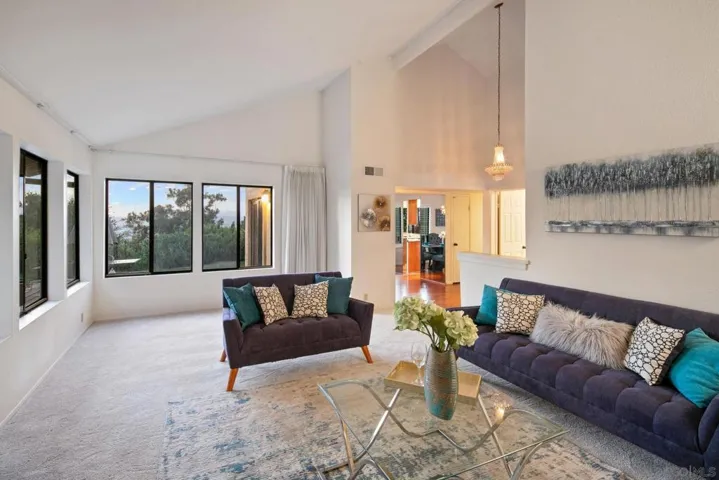 1586 Kimberly Woods Dr, El Cajon, California 92020