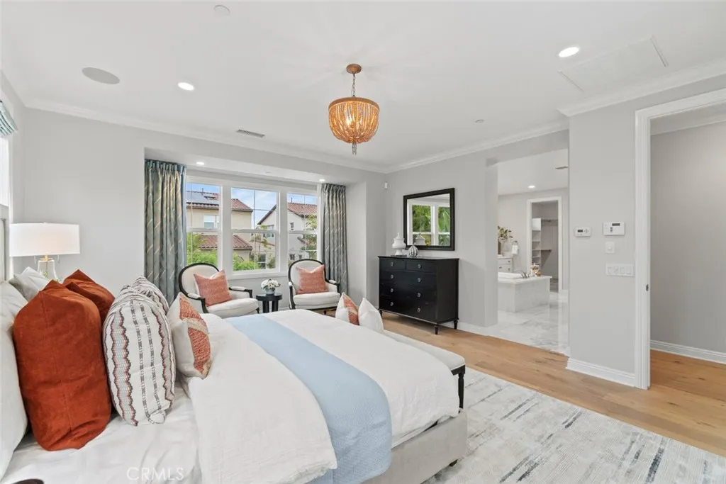 208 Radial, Irvine, California 92618 home-pic-24