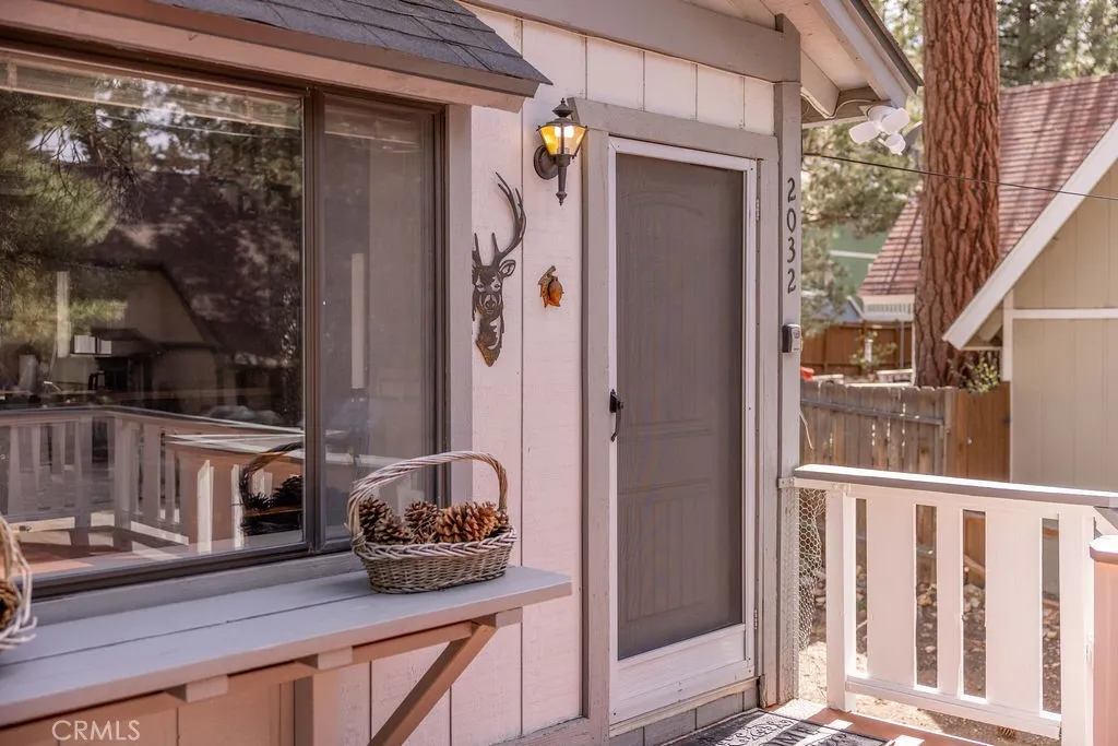 2032 Cedar Pine Lane, Big Bear City, California 92314 home-pic-4