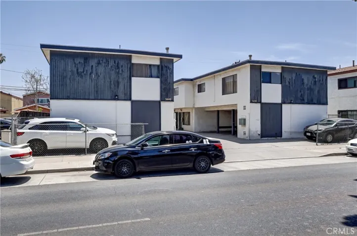 3438 Santa Fe Avenue, Long Beach, California 90810