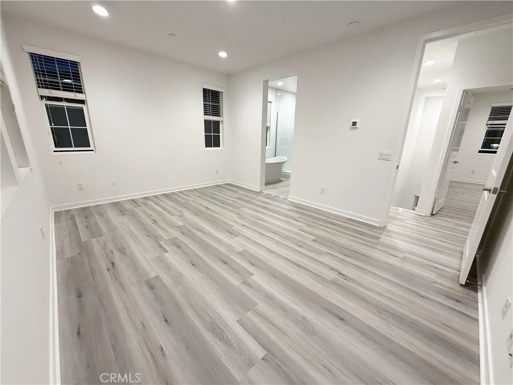 3881 E E Cranbrook Paseo, Ontario, California 91761 home-pic-4