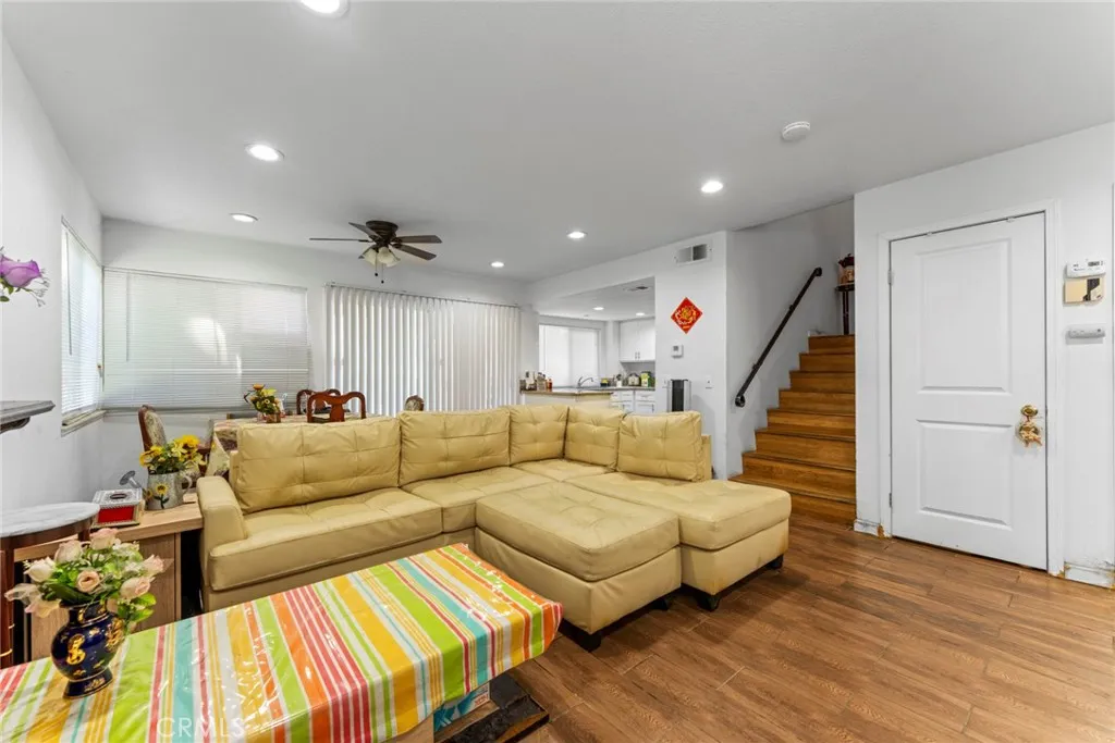 14881 Hawthorne Avenue, Fontana, California 92335 home-pic-13