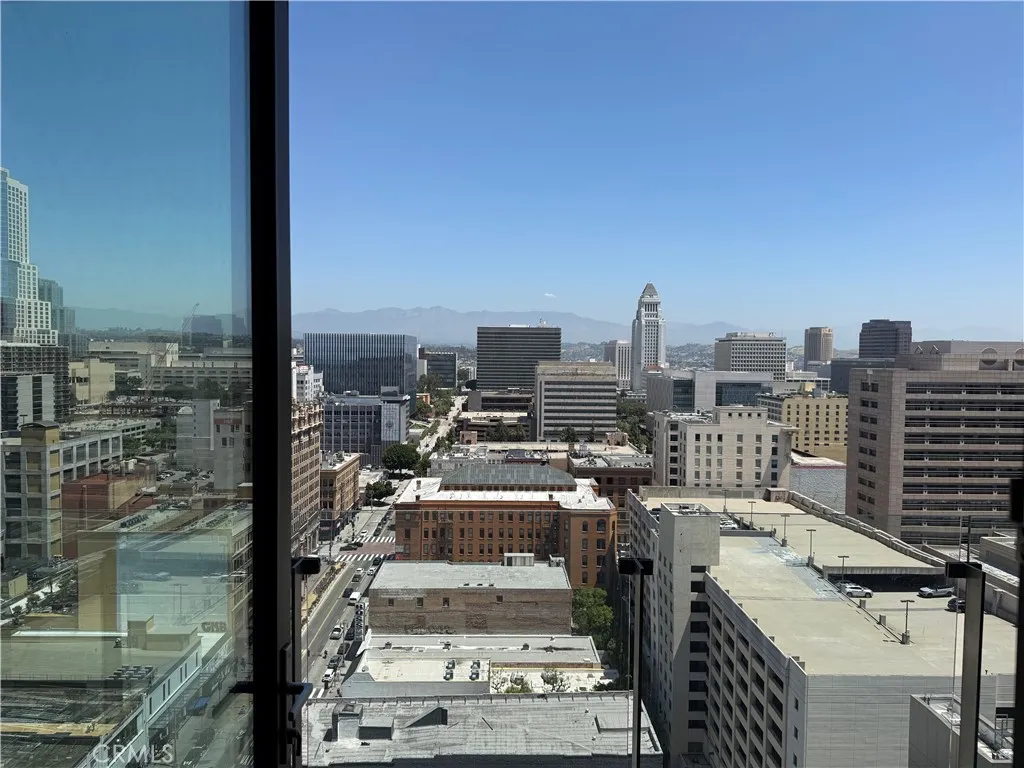 400 S Broadway 2004, Los Angeles, California 90013 home-pic-29