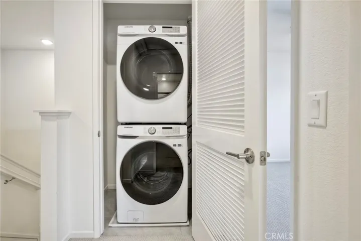 Washer Dryer Included