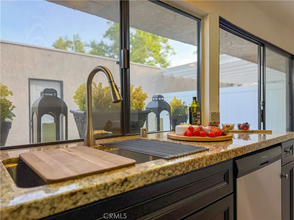 1663 Gatewood Court, Brea, California 92821 home-pic-12