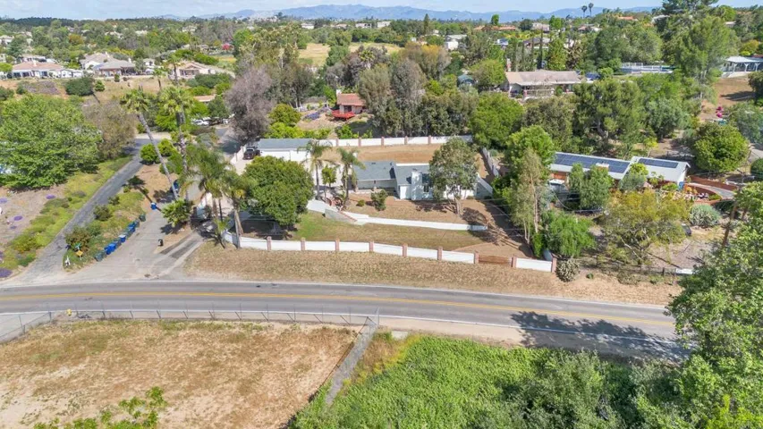 2125 S Stage Coach Lane, Fallbrook, California 92028