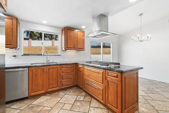 2125 S Stage Coach Lane, Fallbrook, California 92028