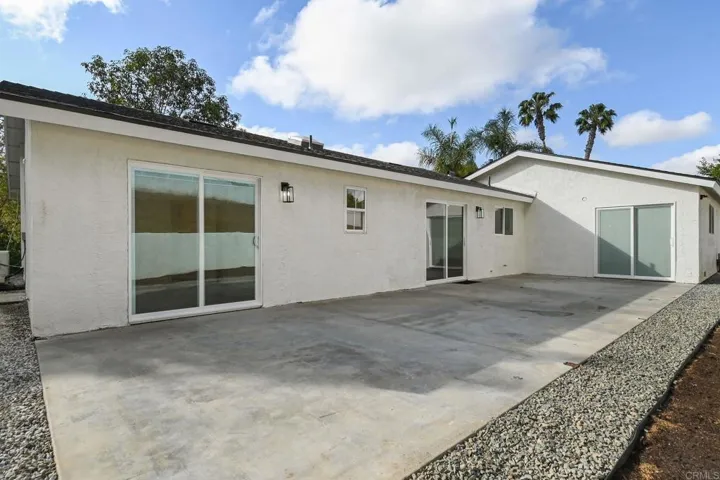 2125 S Stage Coach Lane, Fallbrook, California 92028