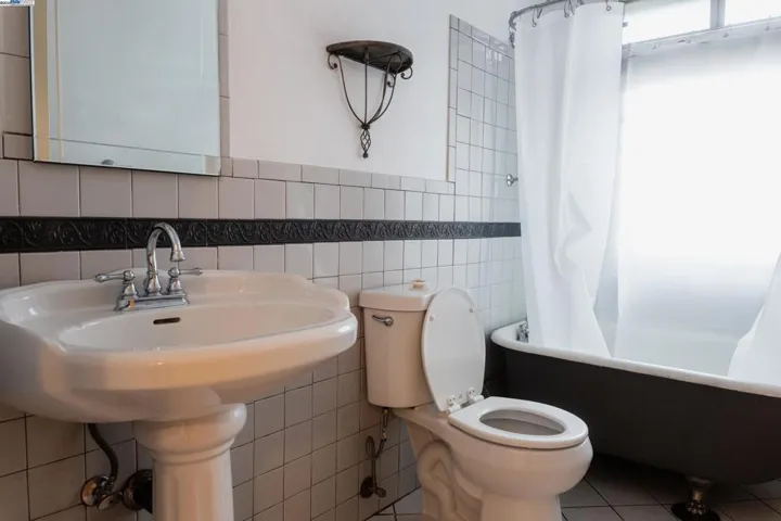 1731 Post Ave, San Pablo, California 94806