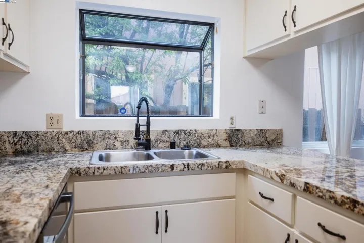 1731 Post Ave, San Pablo, California 94806