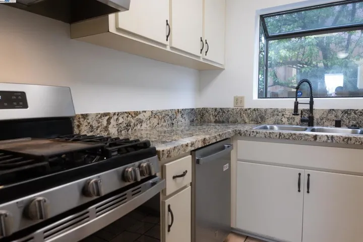 1731 Post Ave, San Pablo, California 94806