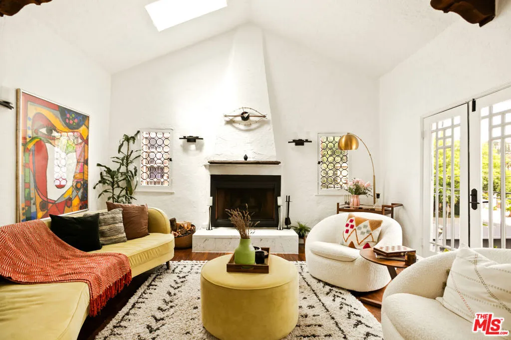 2251 N Cahuenga Boulevard, Los Angeles, California 90068 home-pic-9