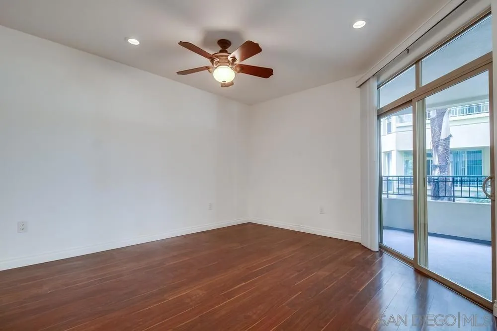 1501 Front St 338, San Diego, California 92101 home-pic-11