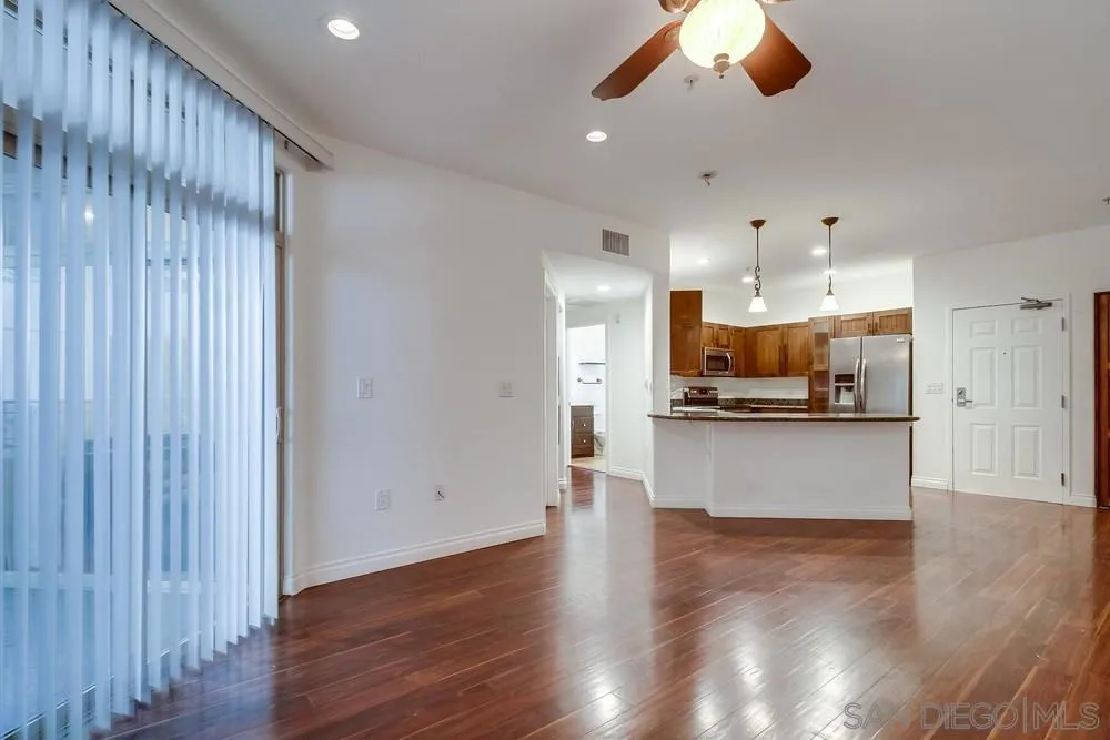 1501 Front St 338, San Diego, California 92101 home-pic-12
