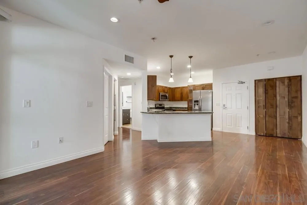 1501 Front St 338, San Diego, California 92101 home-pic-13
