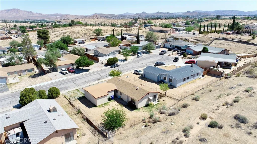 16615 Batson Place, Victorville, California 92395 home-pic-5