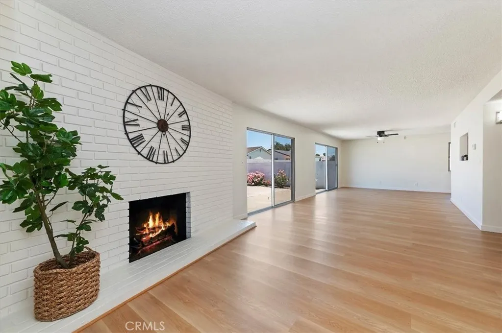 327 Cindy Court, Pomona, California 91767 home-pic-13