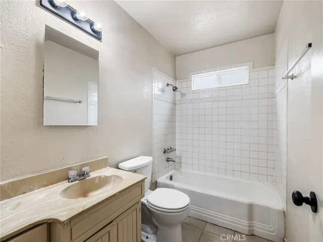 16161 Vallejo Street, Victorville, California 92395