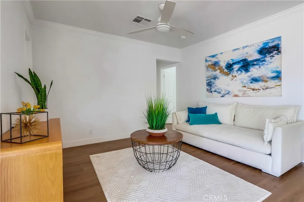 12506 Emelita Street, Valley Village, California 91607 home-pic-12