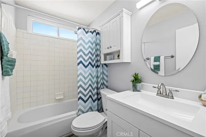 20155 Keaton Street, Canyon Country, California 91351